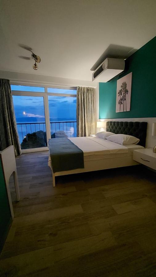 Pier 82 Apartments Охрид Екстериор снимка