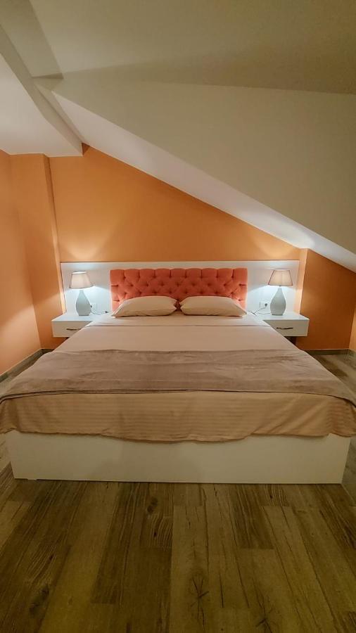 Pier 82 Apartments Охрид Екстериор снимка